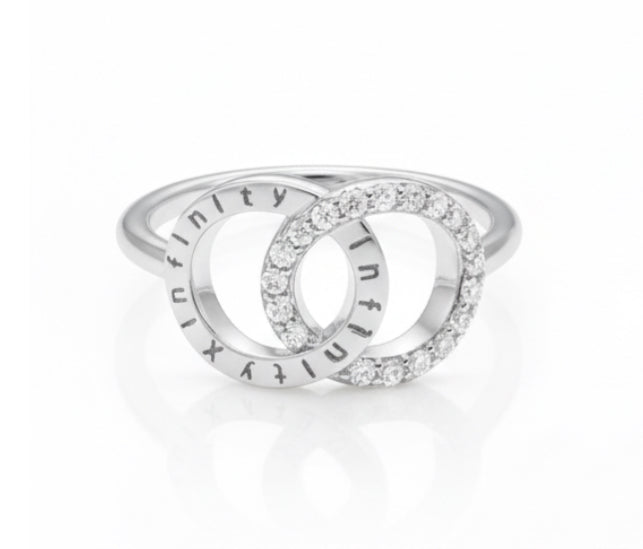Circle ring 18k white gold