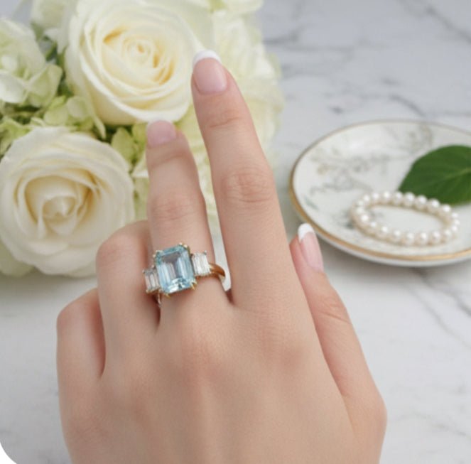 3.8 Carat Aquamarine and Diamond Engagement Ring/18k Solid Yellow Gold