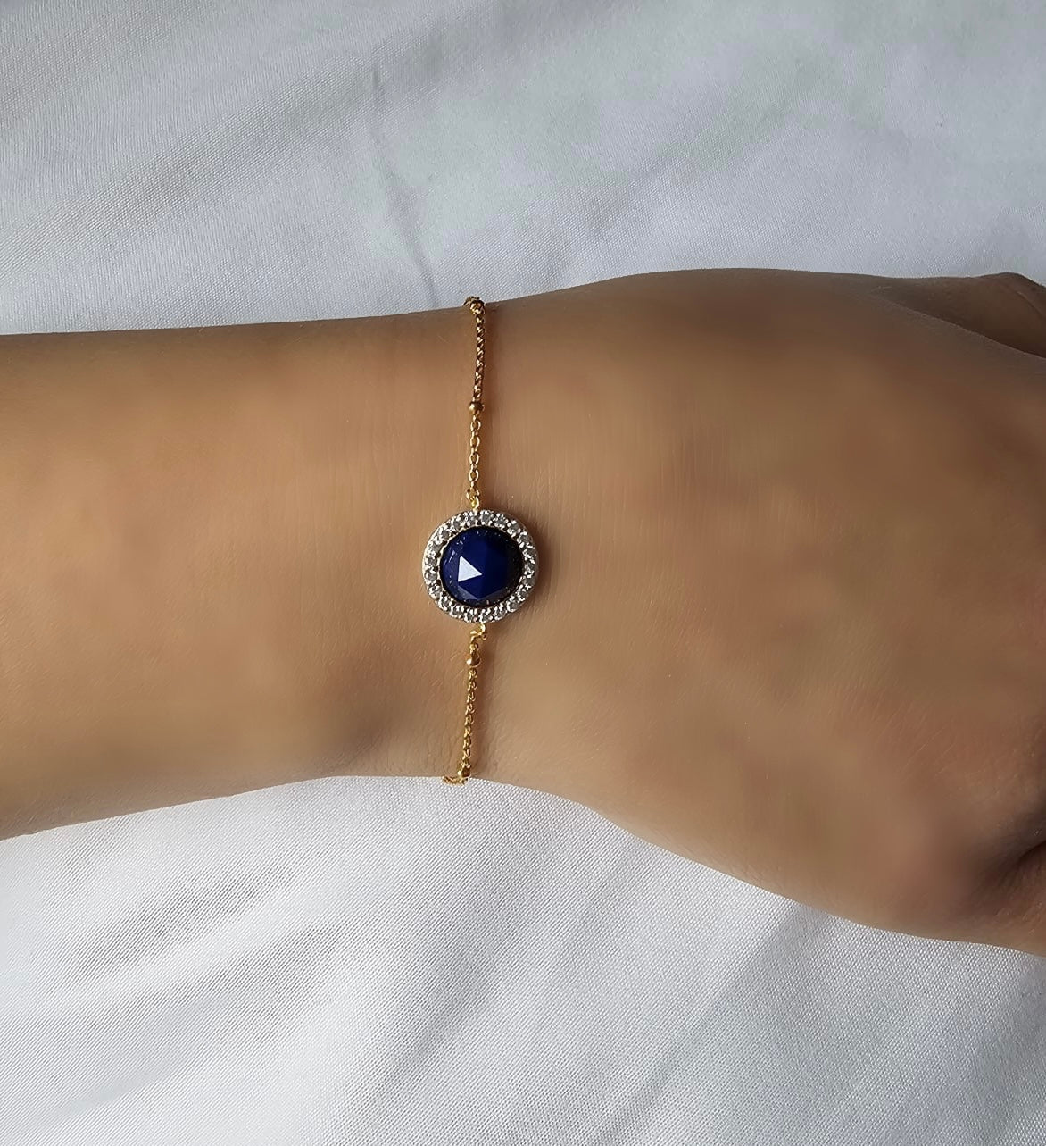 Nebula Halo satellite Bracelet/18K Yellow Gold & Lapis Lazuli - InfinityXInfinity
