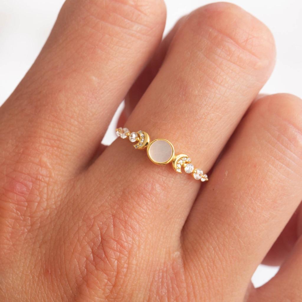 Crescent moon ring 18k yellow gold