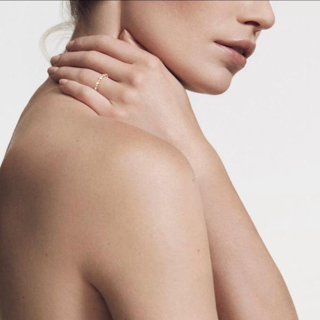 Eternal Ring/18k White Gold & Premium Cubic Zirconia - infinityXinfinity.co.uk