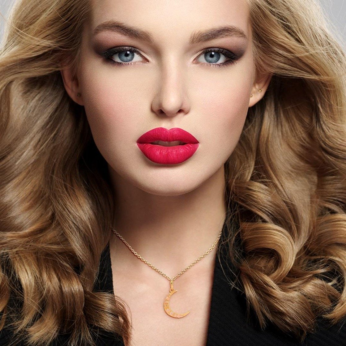 buy crescent moon necklace