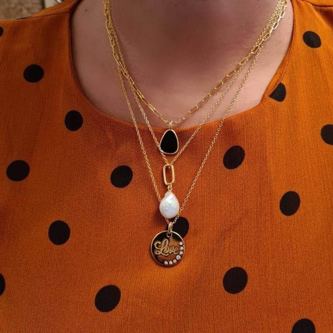 Black Onyx Paperclip chain necklace 18k yellow gold