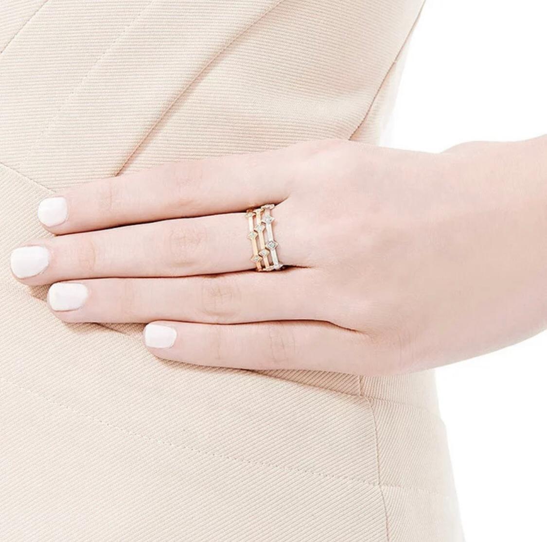 Eternity Ring/Crown 18K White Gold & Premium Cubic Zirconia - infinityXinfinity.co.uk