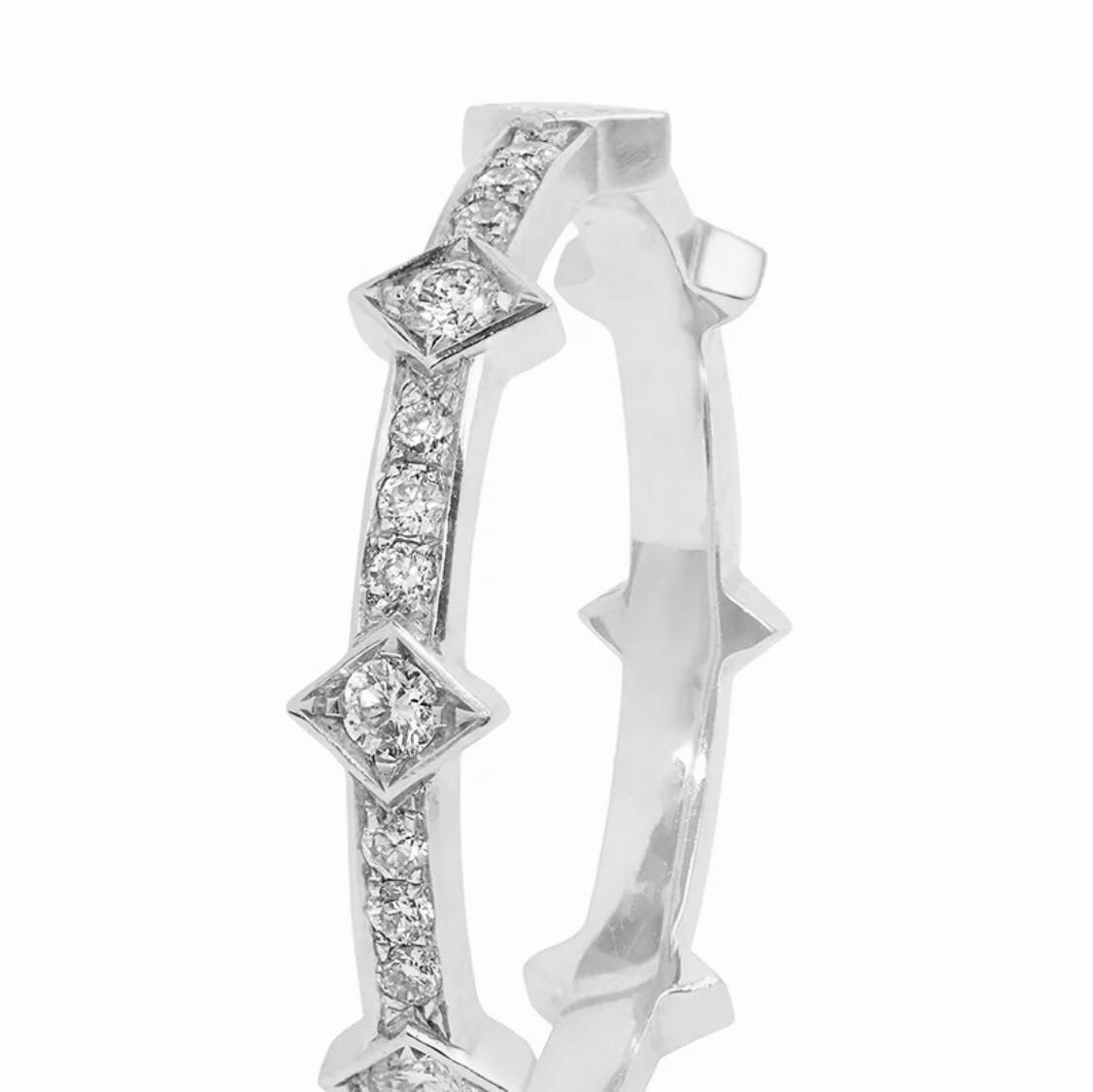 Crown Eternity With Side Stones Ring/18k White Gold & Premium Cubic Zirconia - infinityXinfinity.co.uk