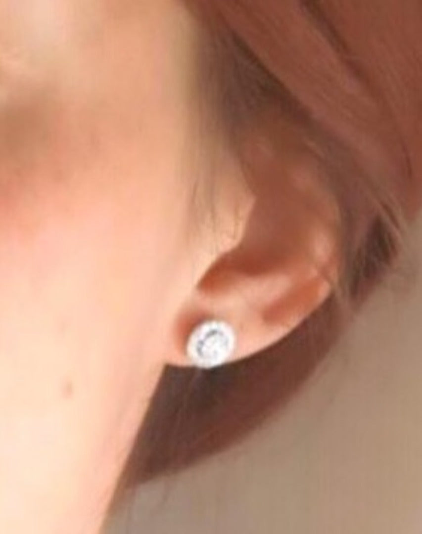 2-In-1 Halo Stud Earrings/18k White Gold & Premium Cubic Zirconia - infinityXinfinity.co.uk