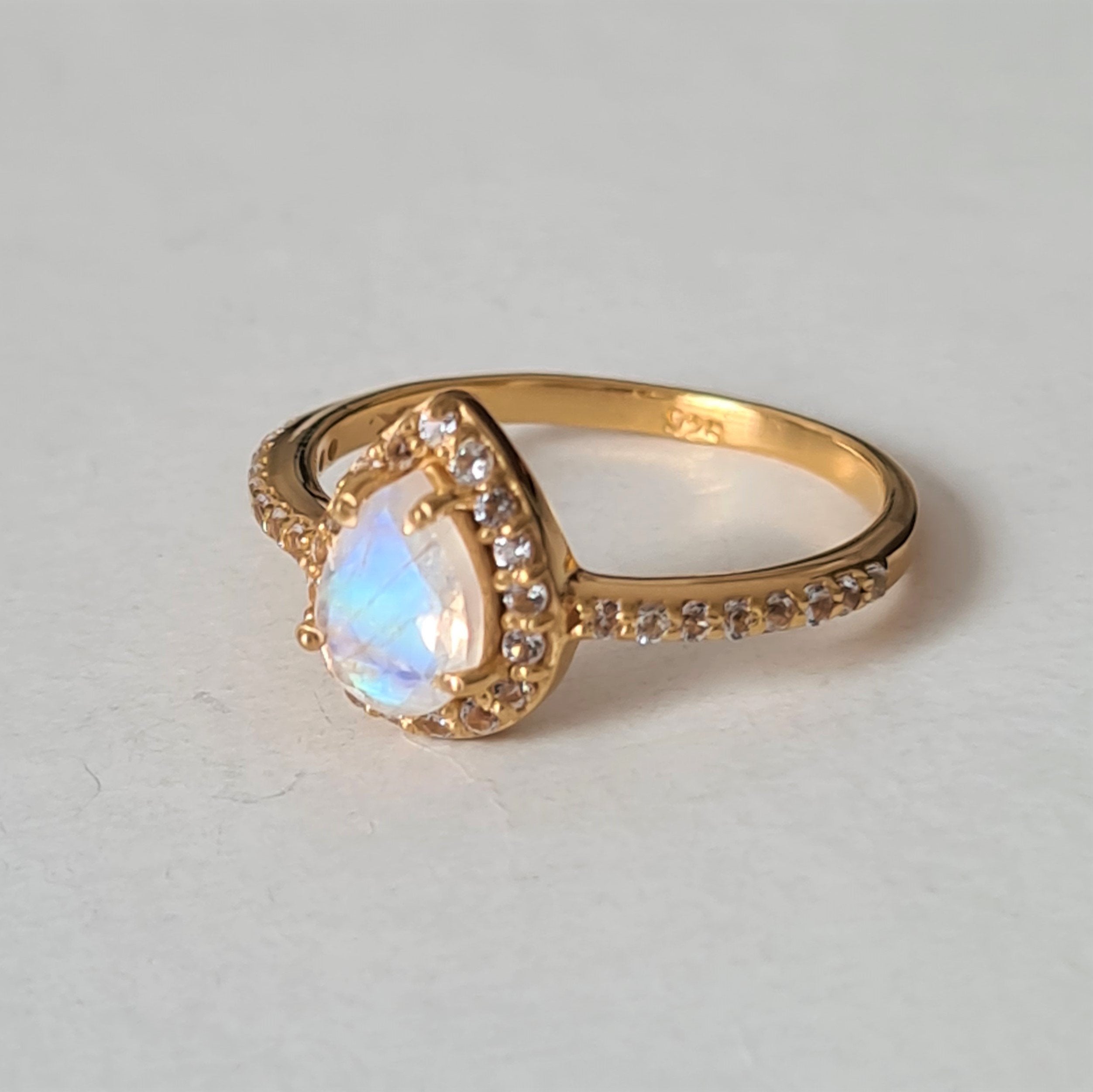 Teardrop Halo Statement Ring/18K Yellow Gold With Rainbow Moonstone & White Topaz - infinityXinfinity.co.uk